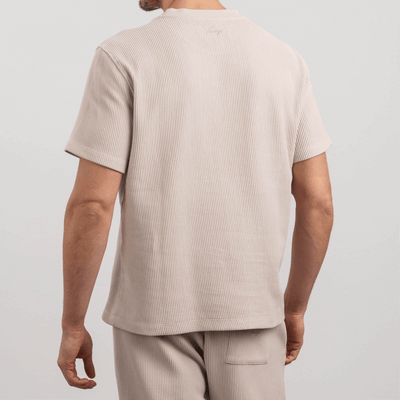 T-shirt plissé – Texture moderne & coupe parfaite