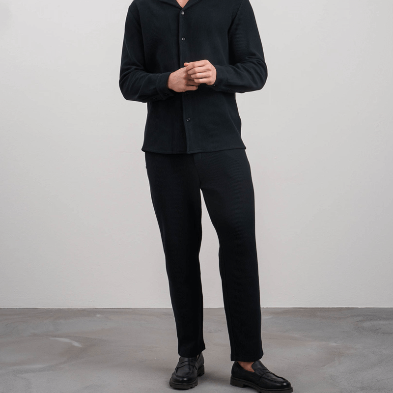 Pantalon plissé – Élégance moderne