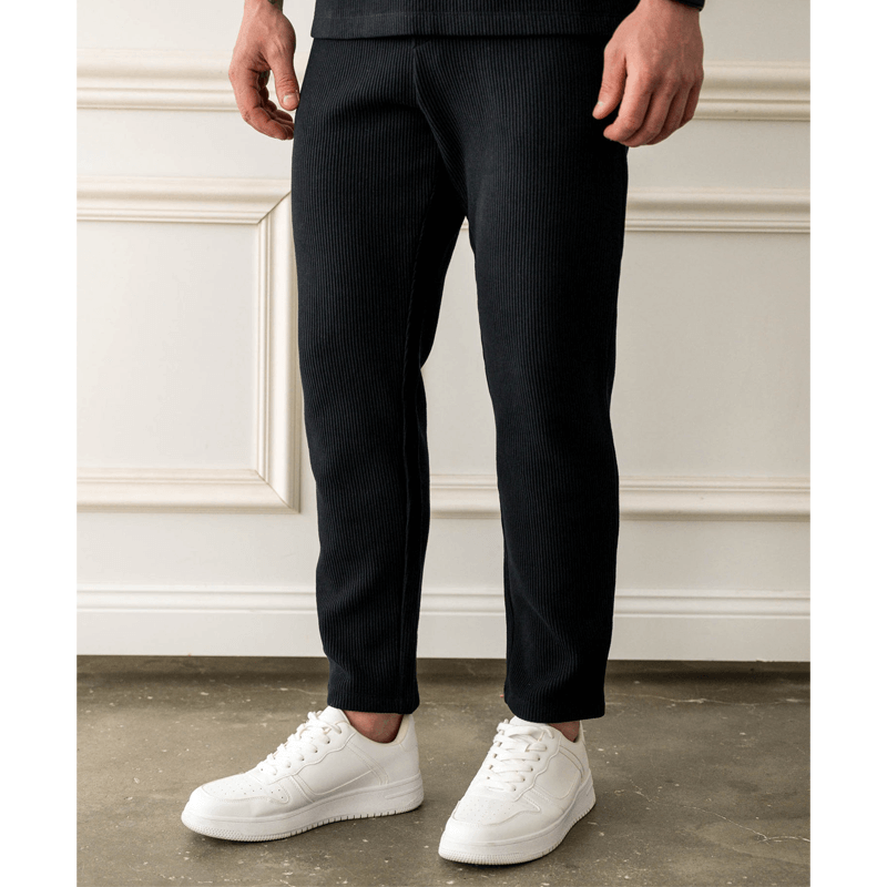 Pantalon plissé – Élégance moderne