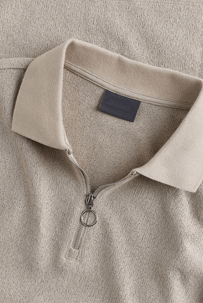 Polo en laine intemporel – Fermeture éclair & coupe classique